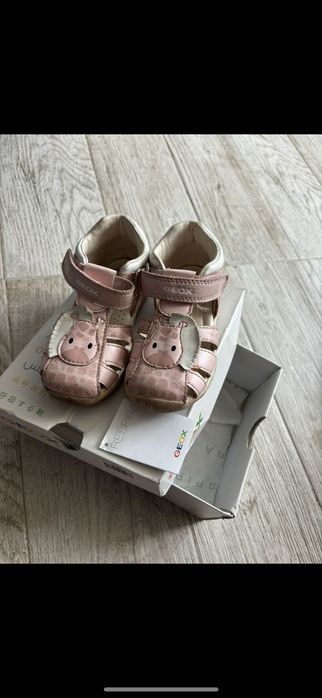 Обувки Geox 25 номер за момиче