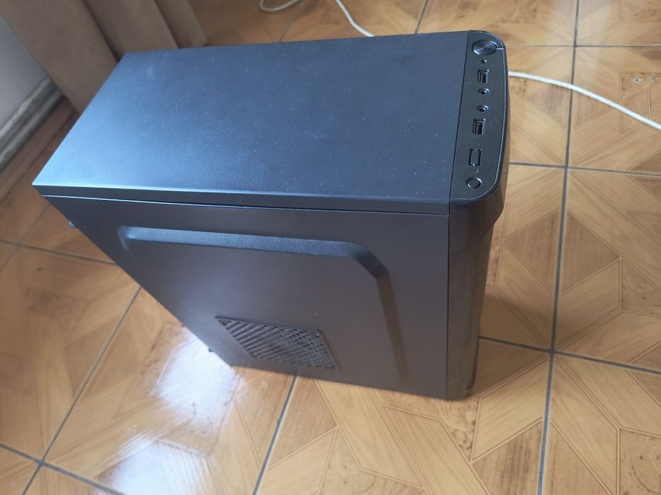 Carcasa PC Serioux CLASSIC, fara sursa, Middle Tower, ATX  cu cutie luata de 1 an de pe emag