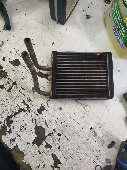 Радиатор задней печки