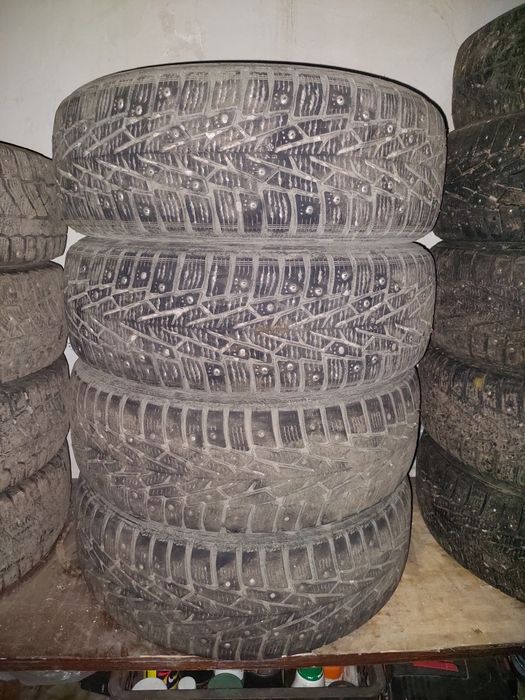 Продам зимнию резину на 15