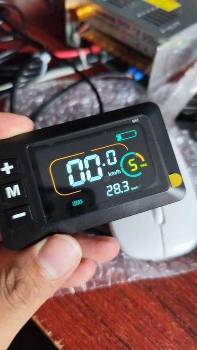 Контролер синусоидален 350W 500W с дисплей G51