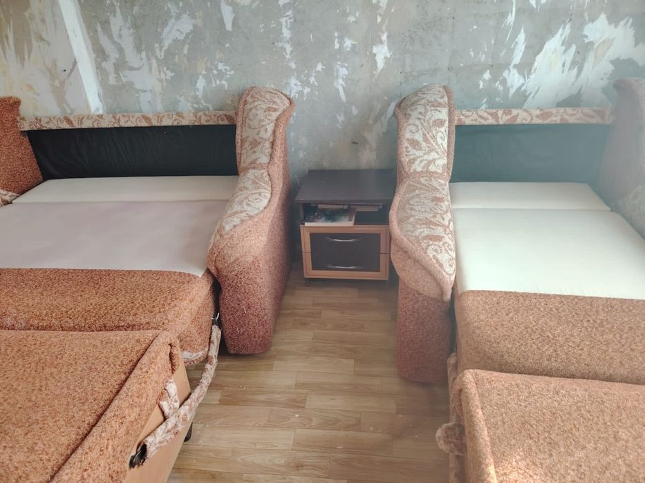 Продаётся диван и кресло обе раскладывается,