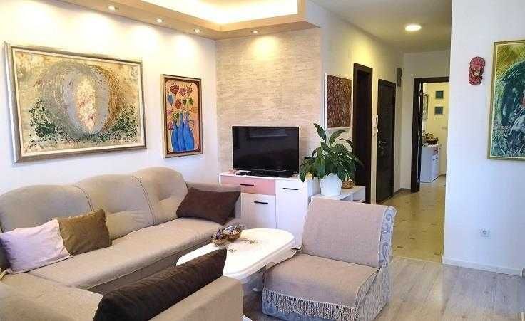 Дава се под наем Тристаен апартамент в Пловдив, Христо Смирненски - 87 кв.м за 377.4 € - Снимка #1