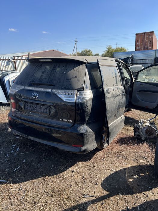 Продам на разбор тойота эстима