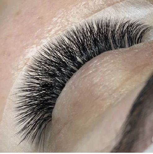 Наращивания ресниц