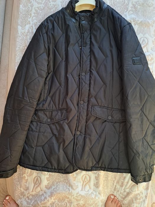 Продам куртку,б/у  стала мала