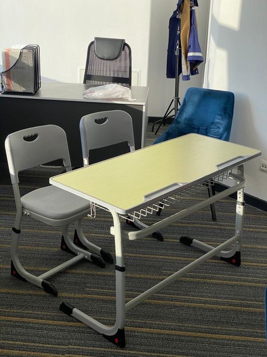 Школьная парта  Парта для офиса