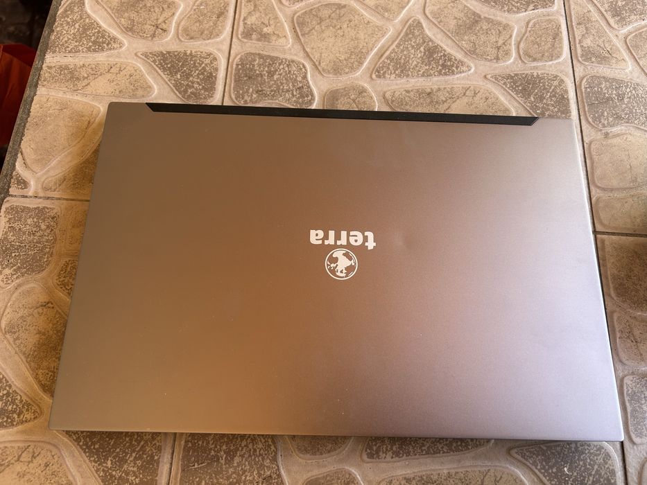 Laptop Terra i5 generatia 12