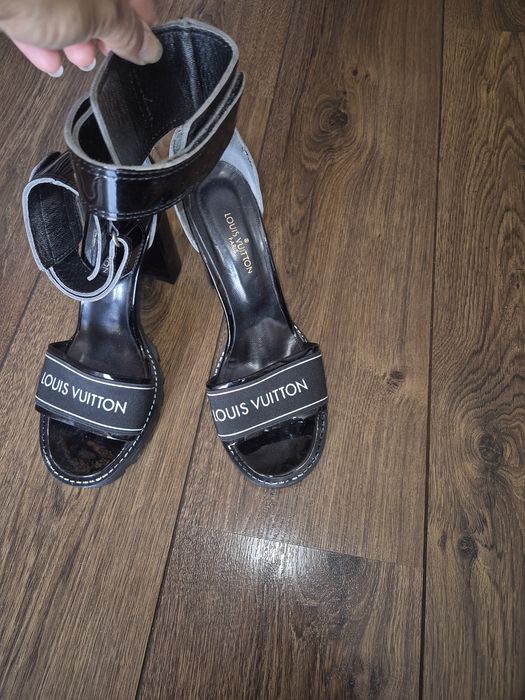 Liu.Jo кецове,LV обувки сандали,Moschino