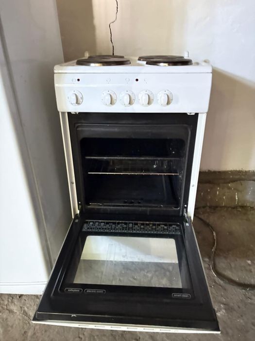 Продам электроплиту