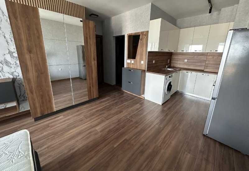 Дава се под наем Едностаен апартамент в София, Център - 45 кв.м за 425 € - Снимка #1