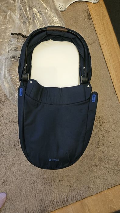 Комплект от столче за кола Cybex Aton 5, Aton Base 2 fix, адаптер