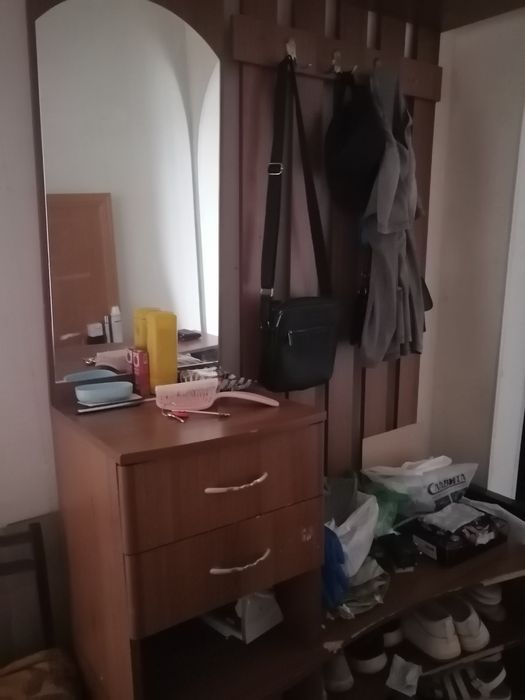 Прихожая в коридор Срочно!