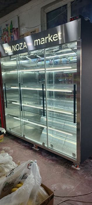 Ветрина холодильник