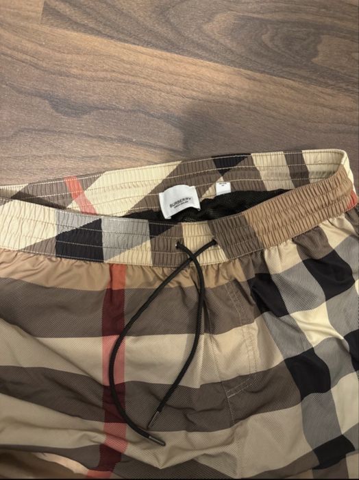 shorts burberry vara