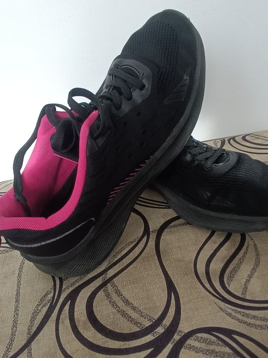 Дамски маратонки