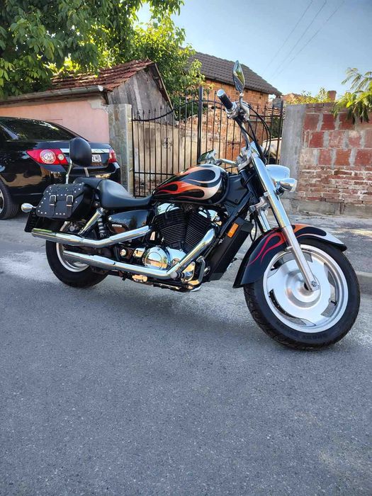 Мотоциклет Honda Shadow