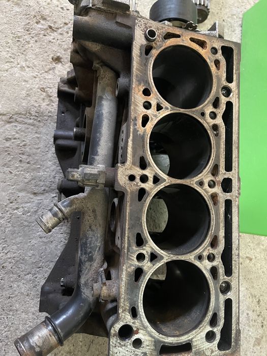 Блок на ларгус k4m 16кл.