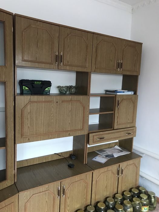 Продам стенку 5 м для гостиной