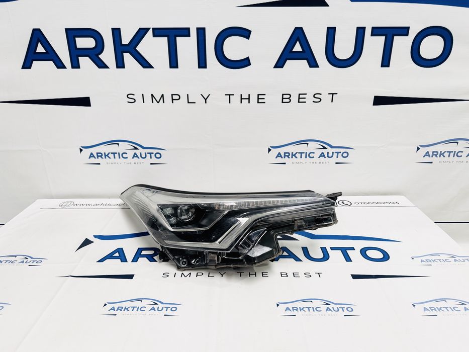 Far dreapta Full Led Toyota C-HR dupa 2016 cod 81110-F4170-00