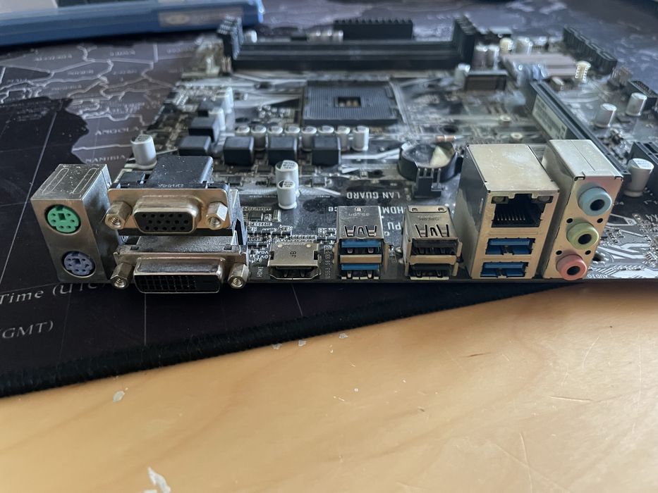 REZERVAT! Placă de bază ASUS Prime A320M-A, Socket AM4 (Utilizată 7 luni)