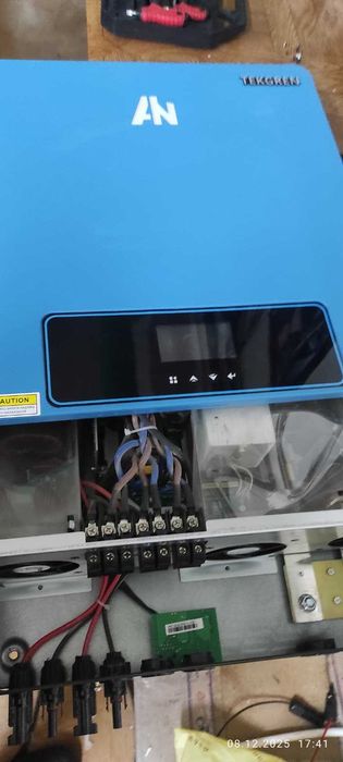 Reparatii invertoare solare