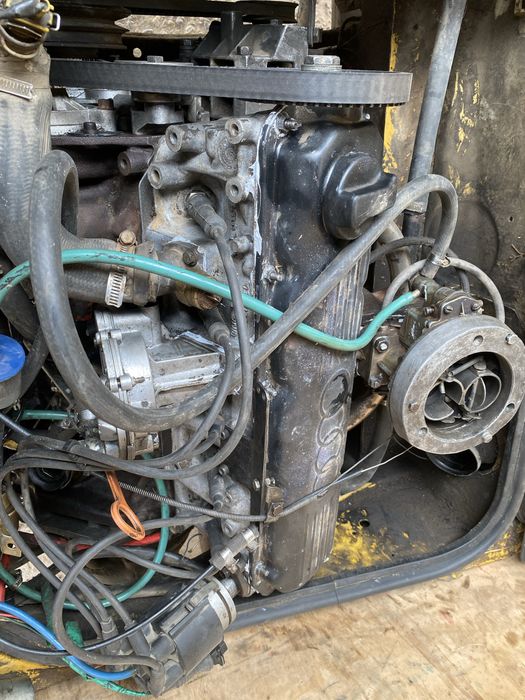 Продам матор 2,3 от ауди с4