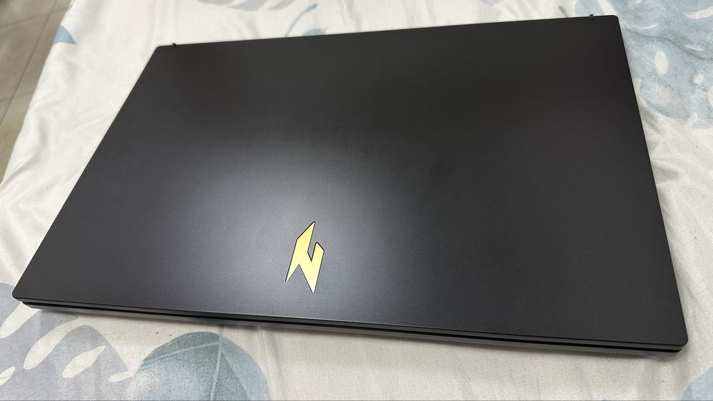 Acer Nitro V 15, 16 Гб / SSD 512 Гб