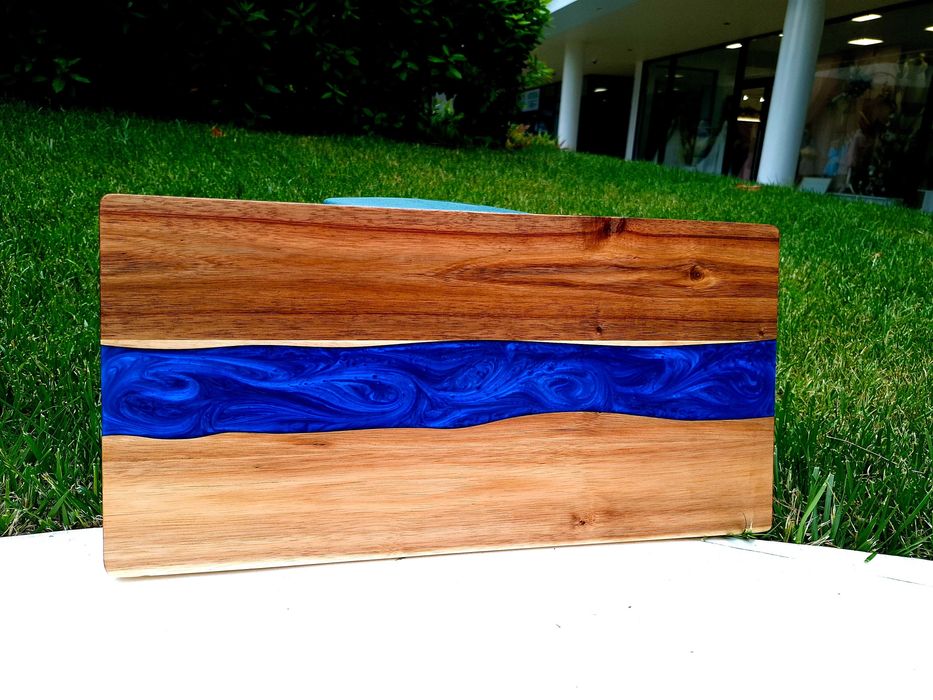 Дървени дъски с епоксидна смола - Последни бройки