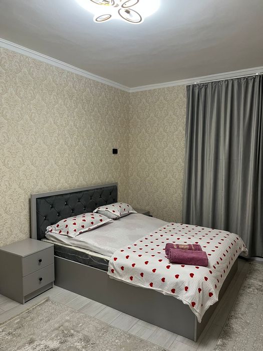 Сдам 1 комнатную квартиру в мкр 16 мкр суточно упакованная чистая