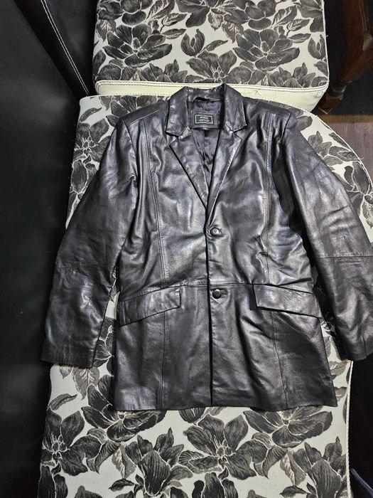 Черно кожено яке от естествена кожа