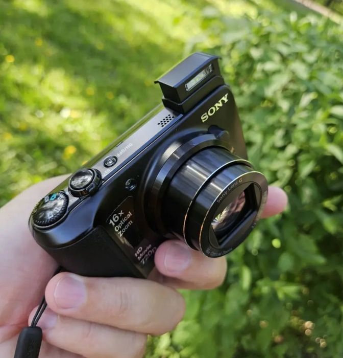 Sony Cuber-shot Цифровой фотоаппарат