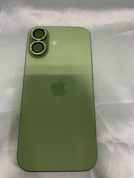 Apple IPhone 17 ( e-sim) 256 Gb(город Шу ул.Сатпаева 227)лот 104/3268