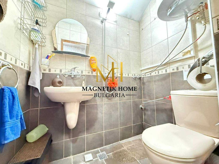 Дава се под наем Тристаен апартамент в Бургас, Възраждане - 85 кв.м за 663 € - Снимка #8