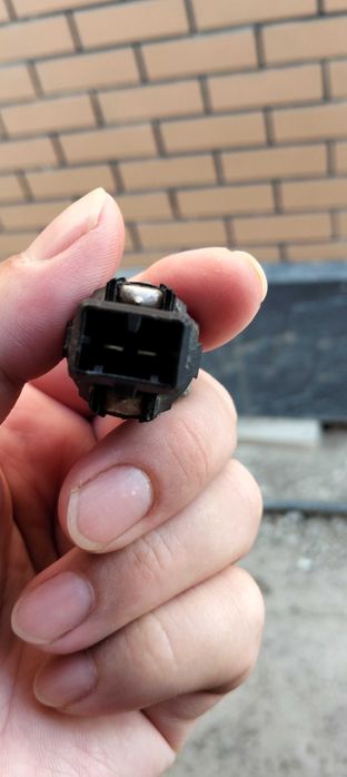 Датчик детонации на renault logan largus