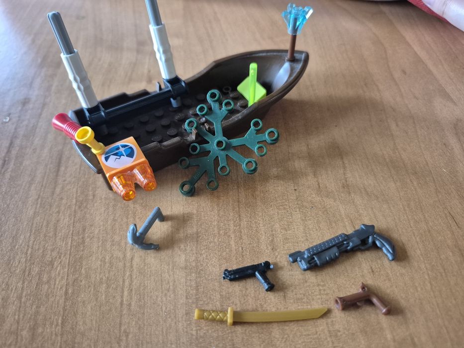 Lego предлагам.Лего.+подарък конструктор за игра.