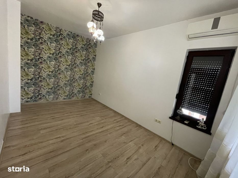Apartament cu 3 camere | Etaj 2/3 | 79 mp | Loc de parcare | Smardan