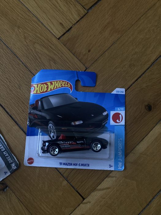 Hot wheels колички