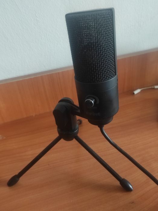 Продам Микрофон Fifine k669b