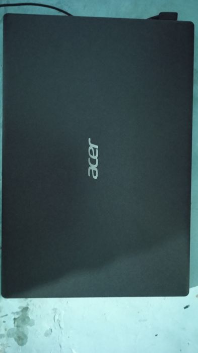 HDD 1tb ssd128 ram8 Intel core i7 10 avlod ful HD video karta gtx940mx