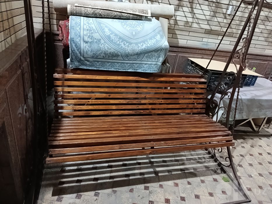 Продаётся качеля 200$