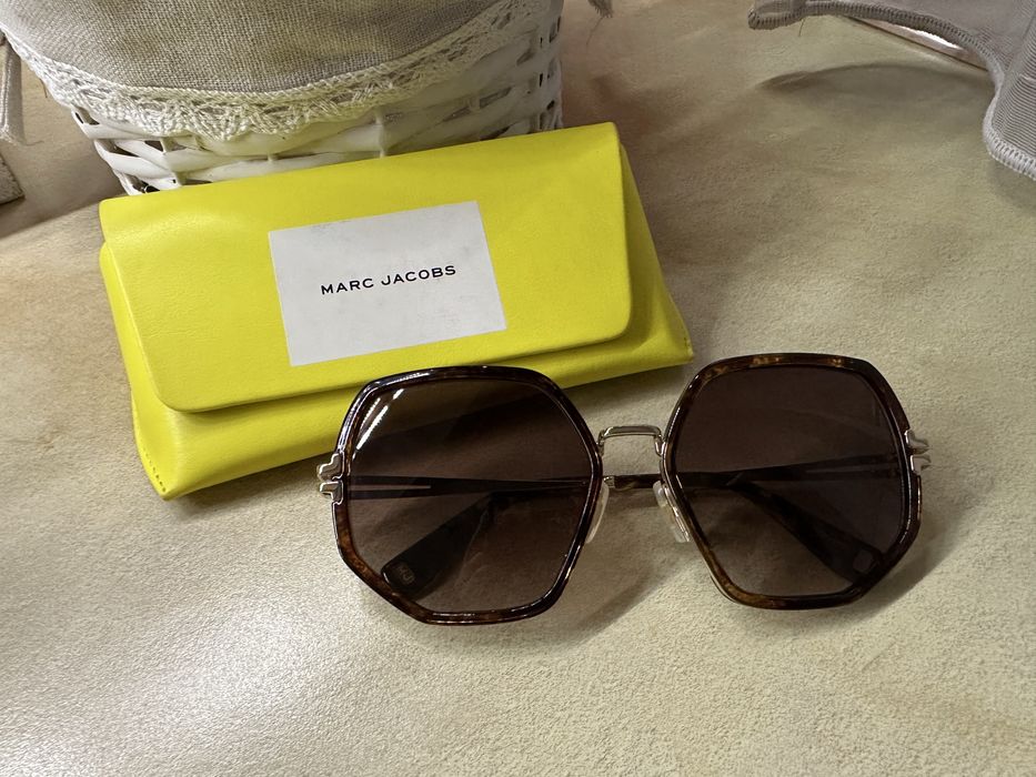 Дамски слънчеви очила Ray Ban и Marc Jacobs