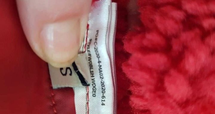 Geaca Guess noua, originala