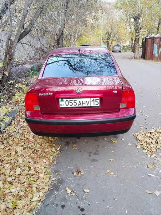 Продам пасат б 5 1,8