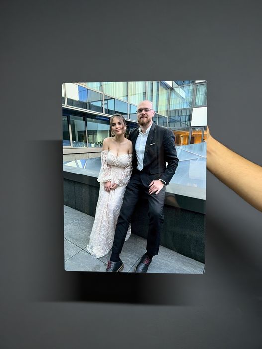 Персонализирана картина от метал ; различни размери.