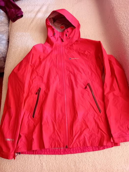 Туристически якета-berghaus