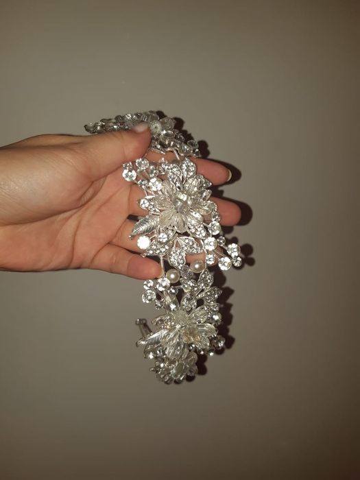 Продам свадебные платья 120 000