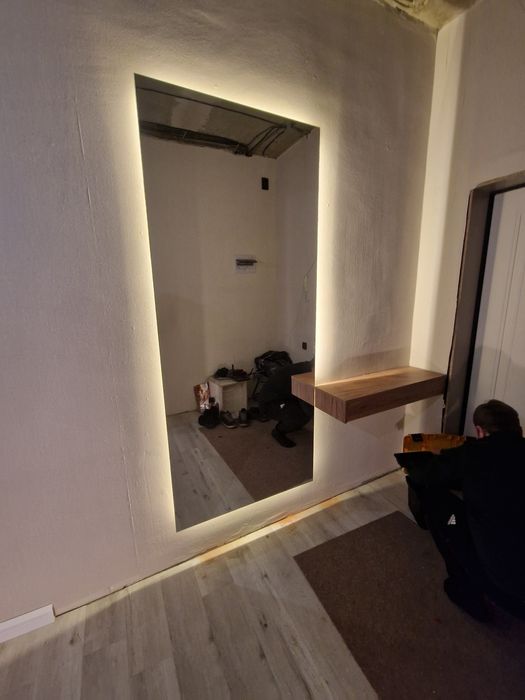 Нарезка зеркал и стекла