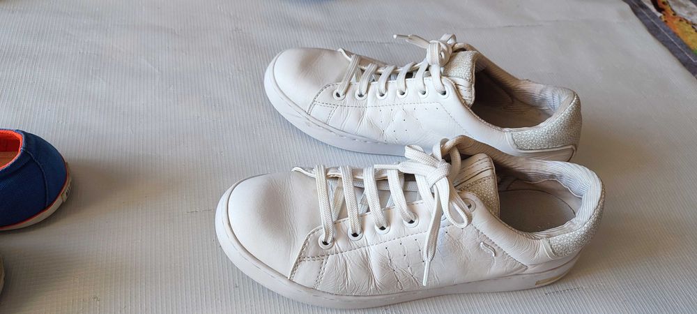 Дамски обувки и маратонки Converse,Geox,Adidas ,Nike38 ,39,40