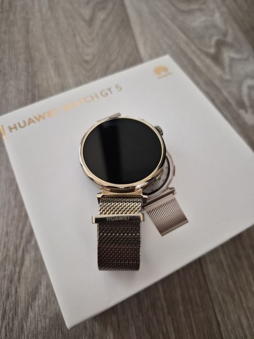 Часовник  Huawei watch gt 5